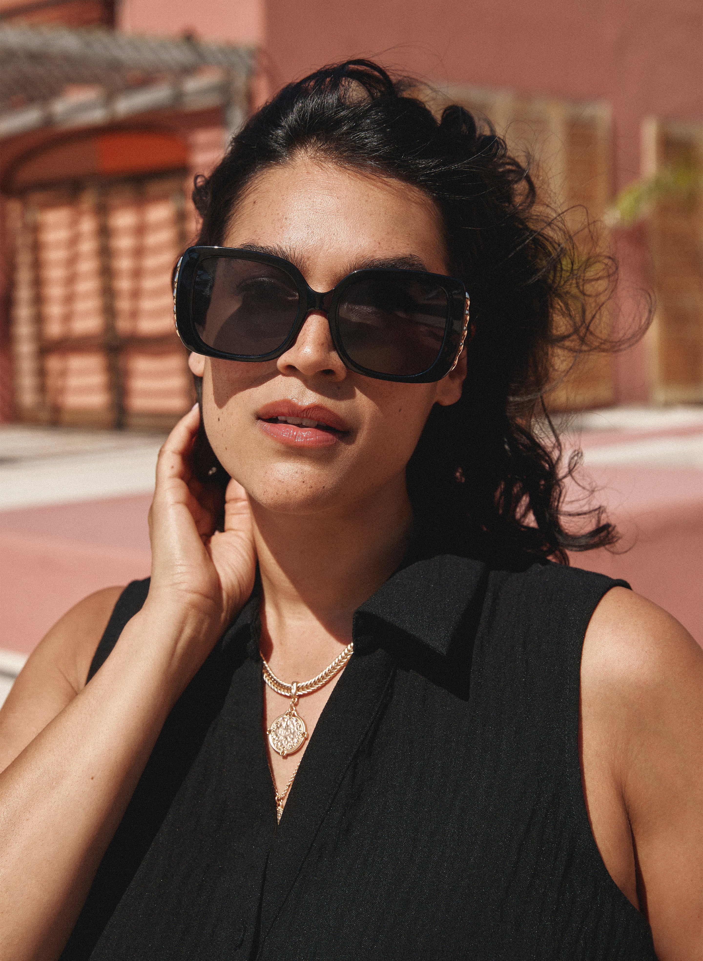 Square Frame Sunglasses - Image 2