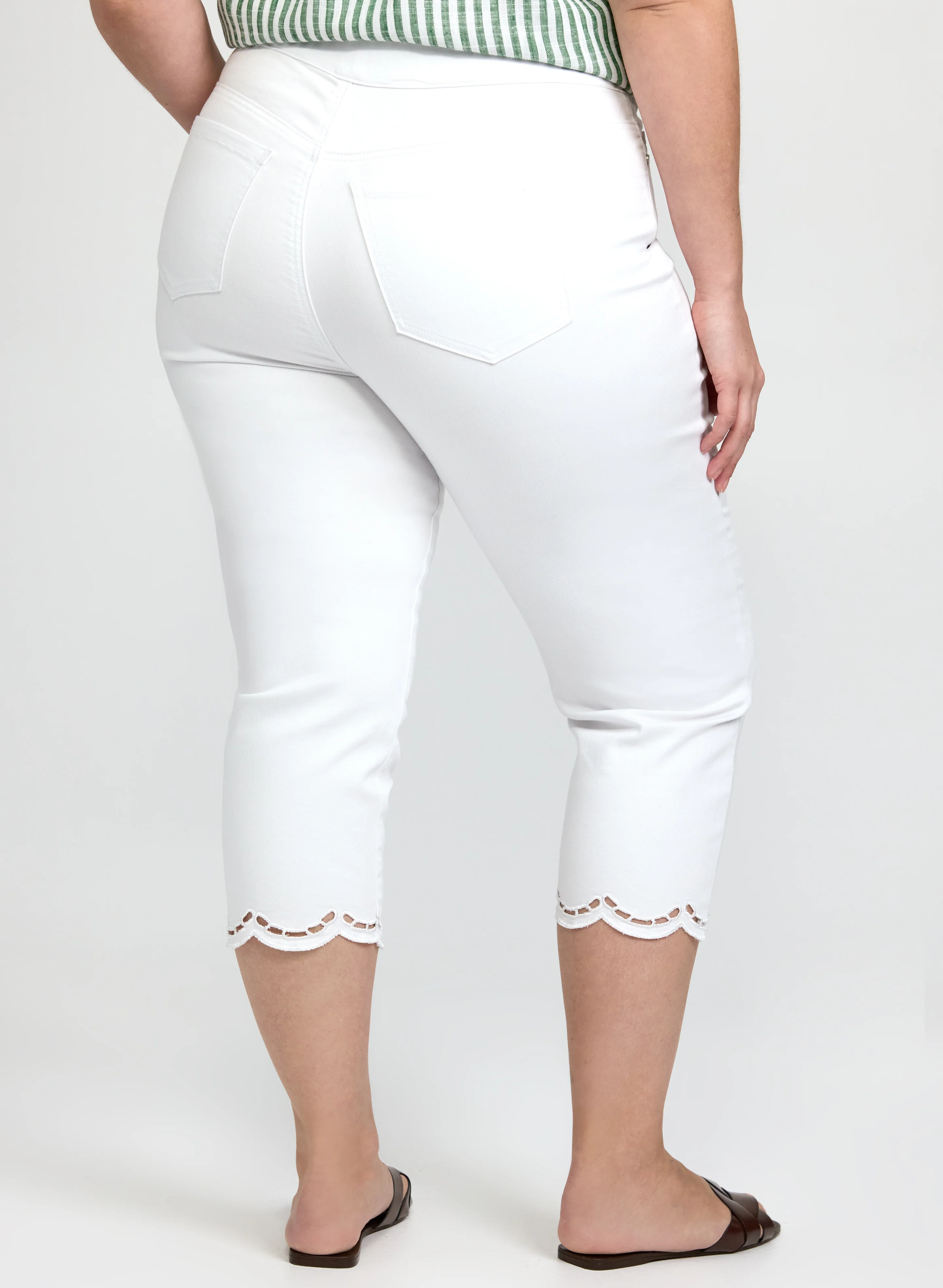Straight-Leg Capris - Image 3