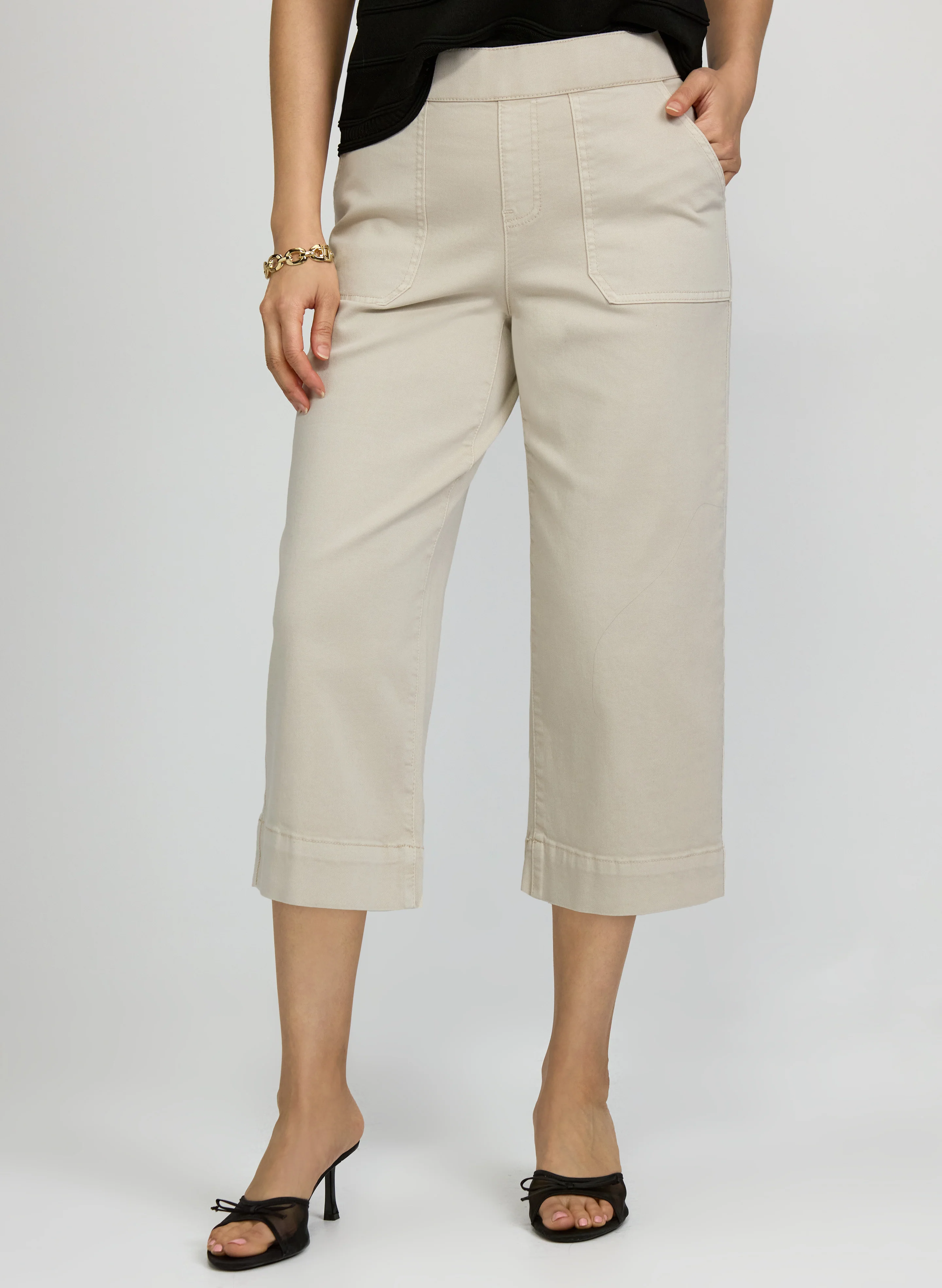 Straight-Leg Denim Capris
