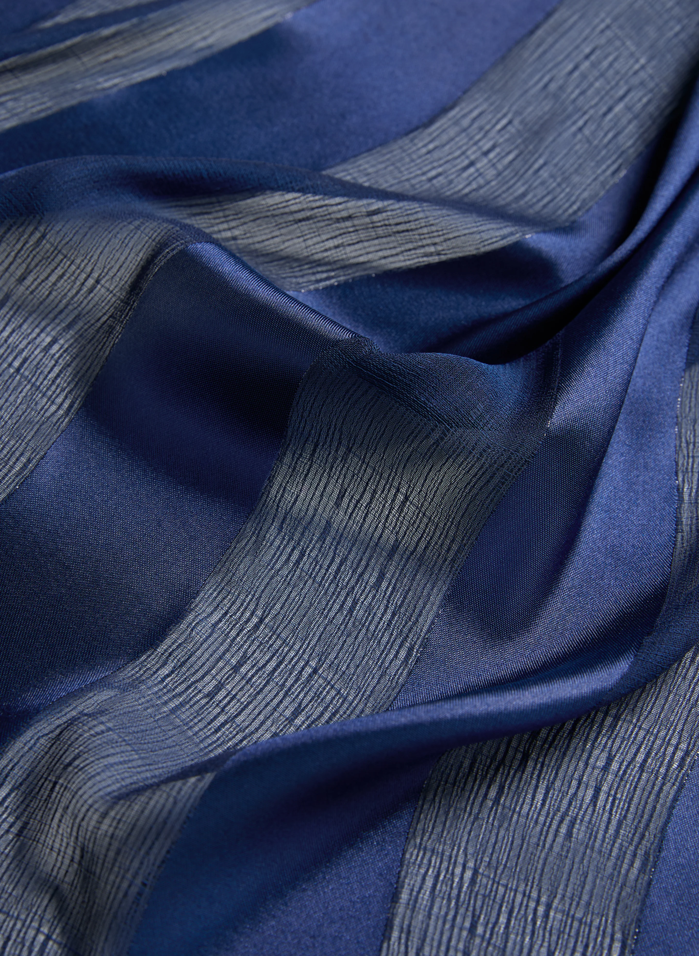 Stripe Print Shawl - Image 2
