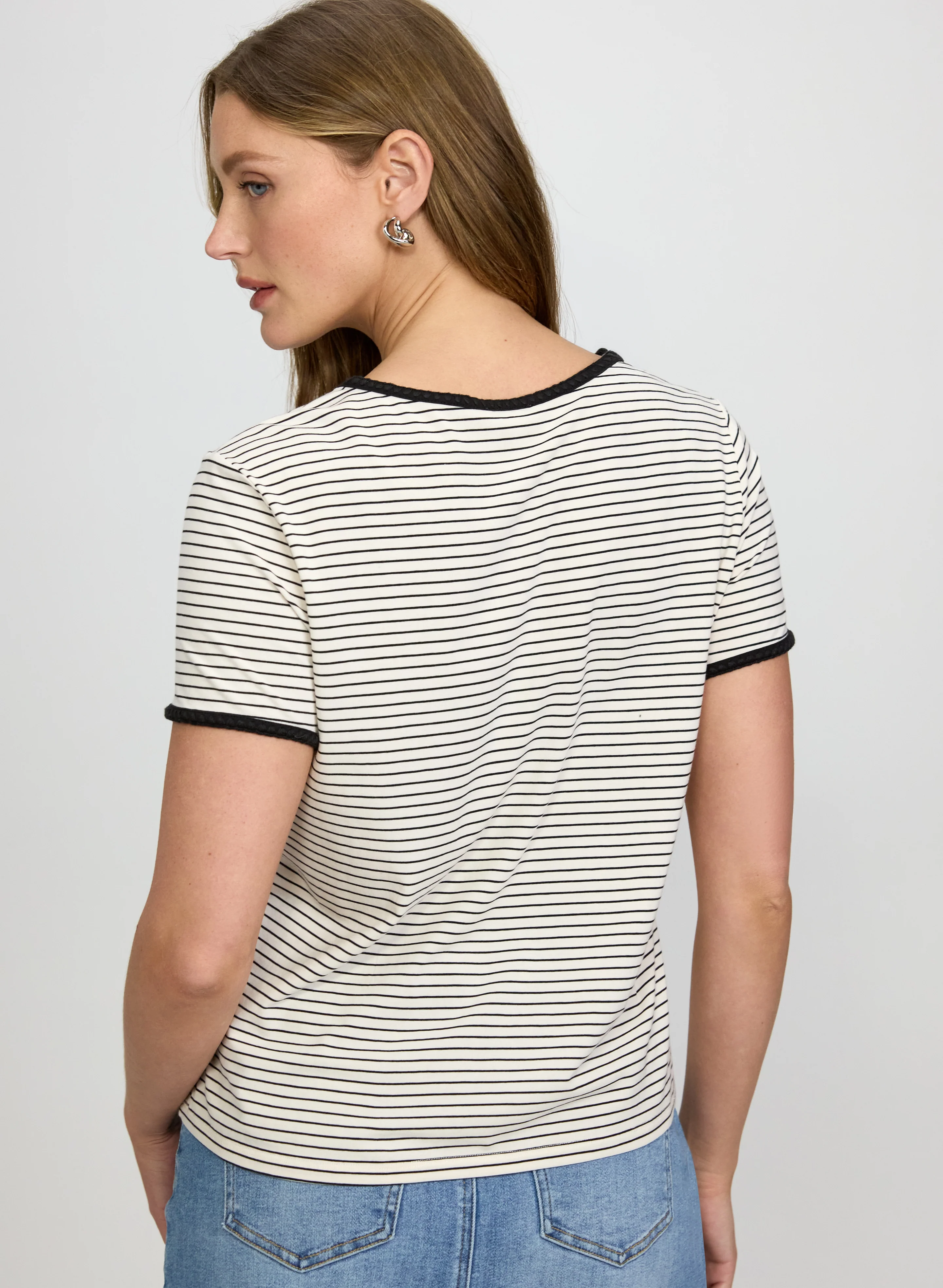 Striped Contrast Trim T-Shirt - Image 4