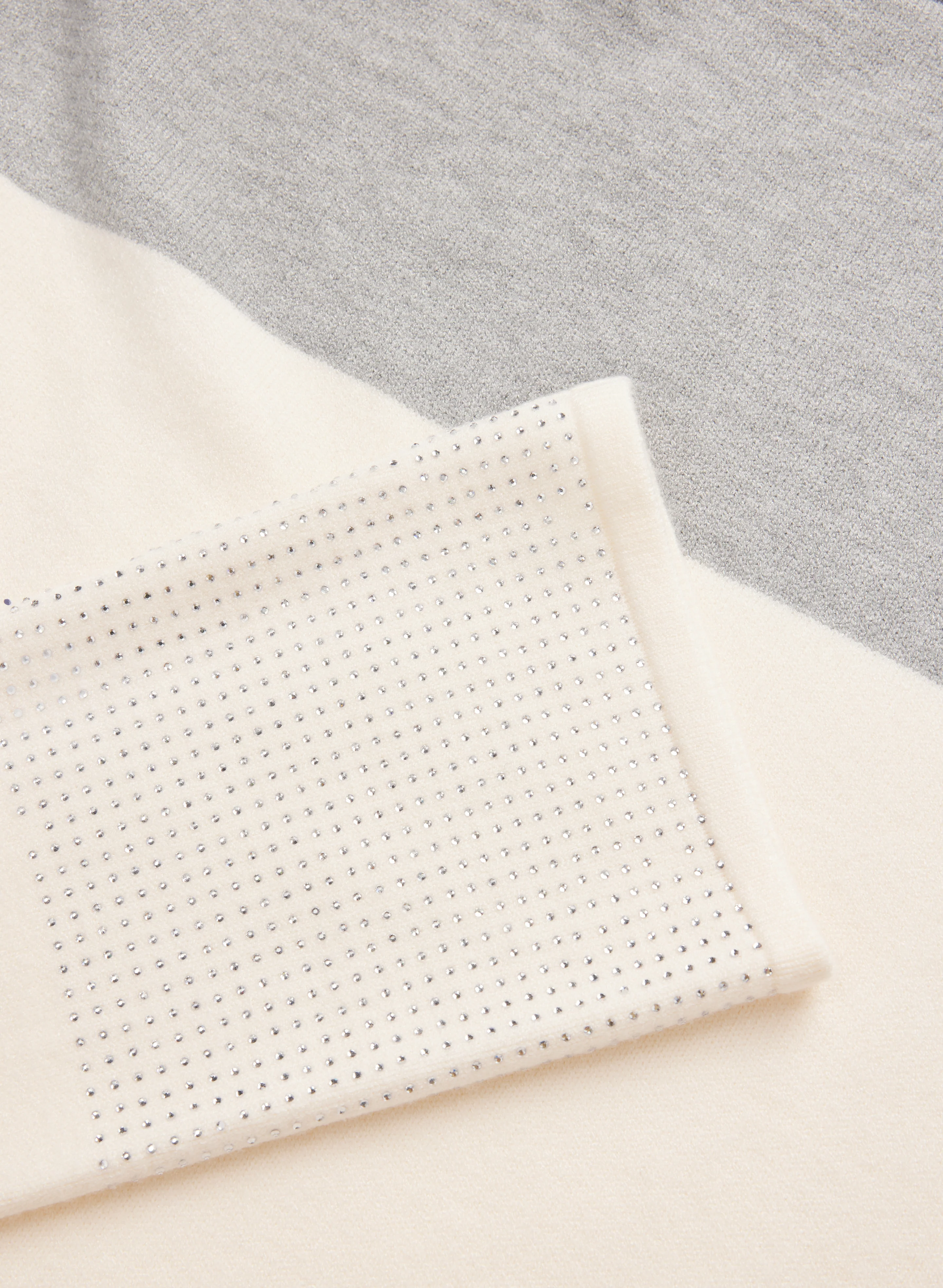 Tonal Embellished Colour Block Sweater - Image 7