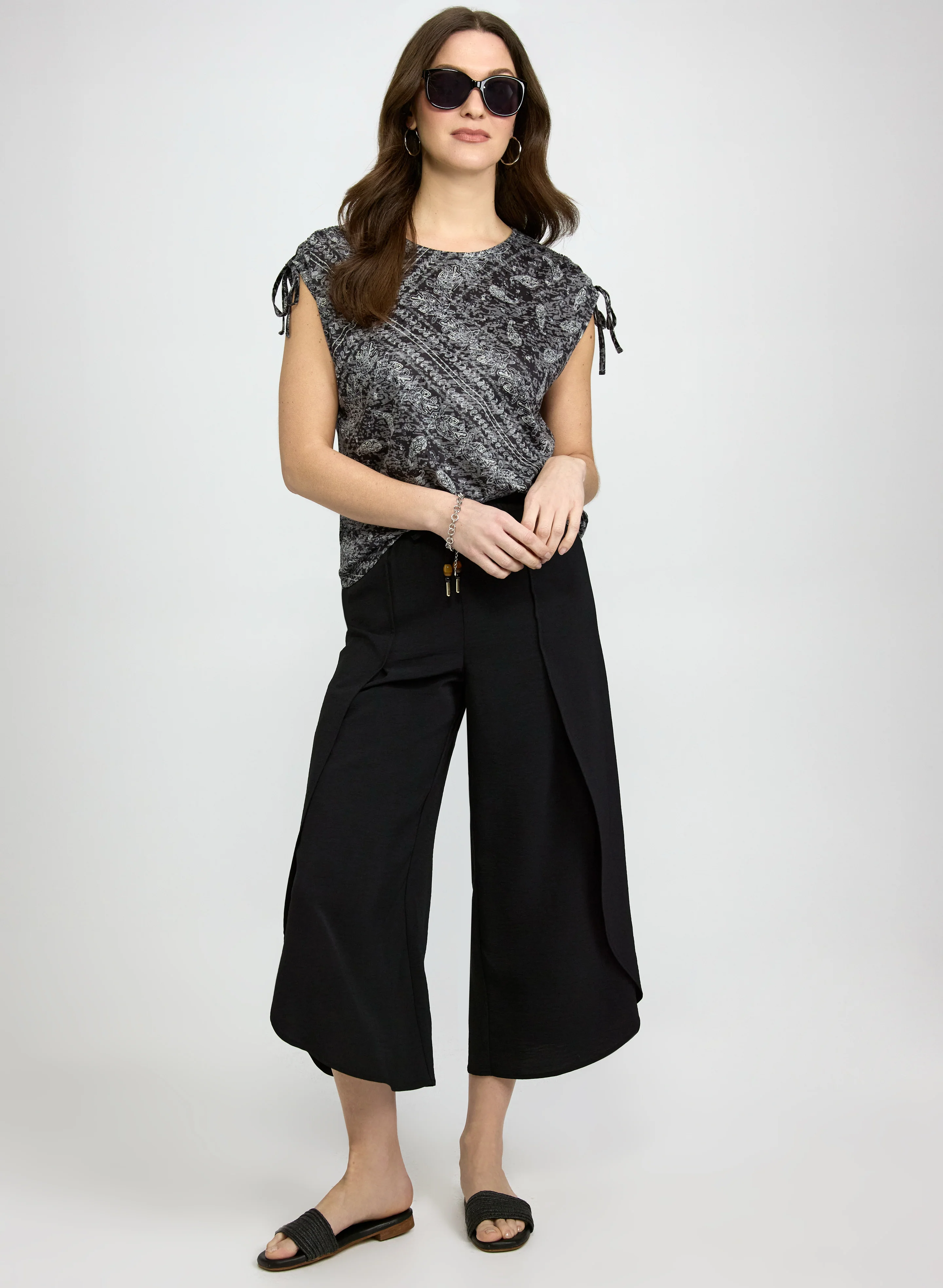 Wide-Leg Pull-On Capris - Image 3
